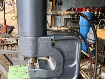 Cấu tạo máy đột lỗ thủy lực. Những điều cần biết về máy đột lỗ thủy lực